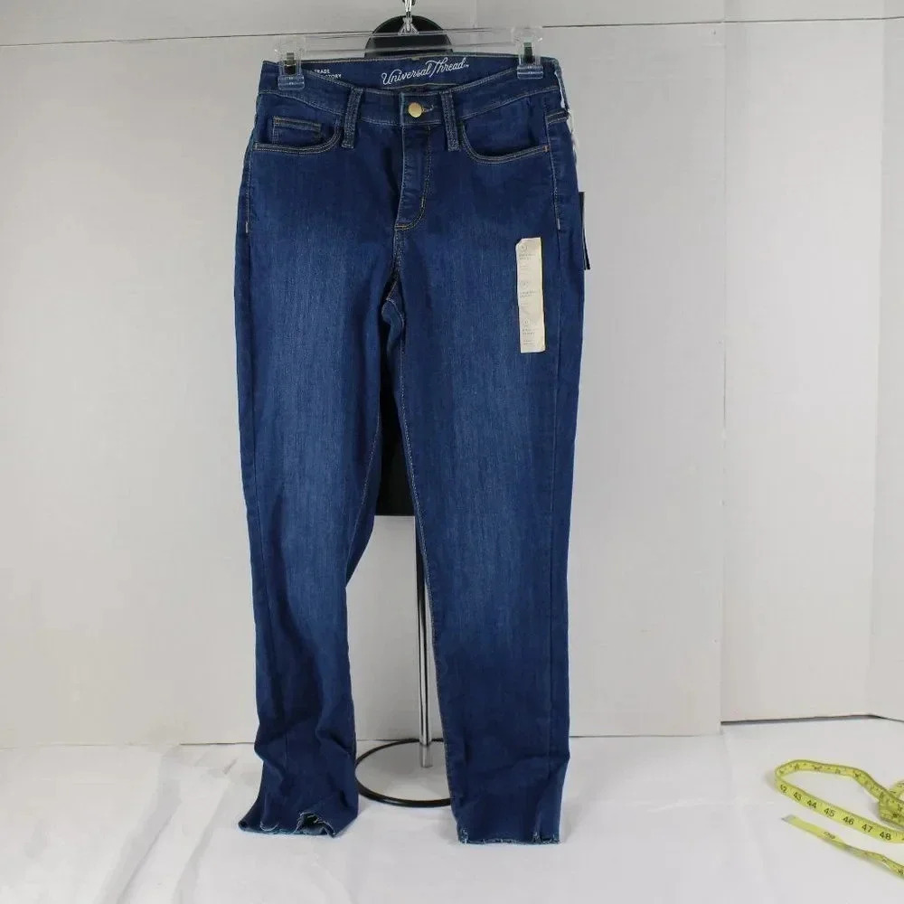 women's Universal Thread Jeans